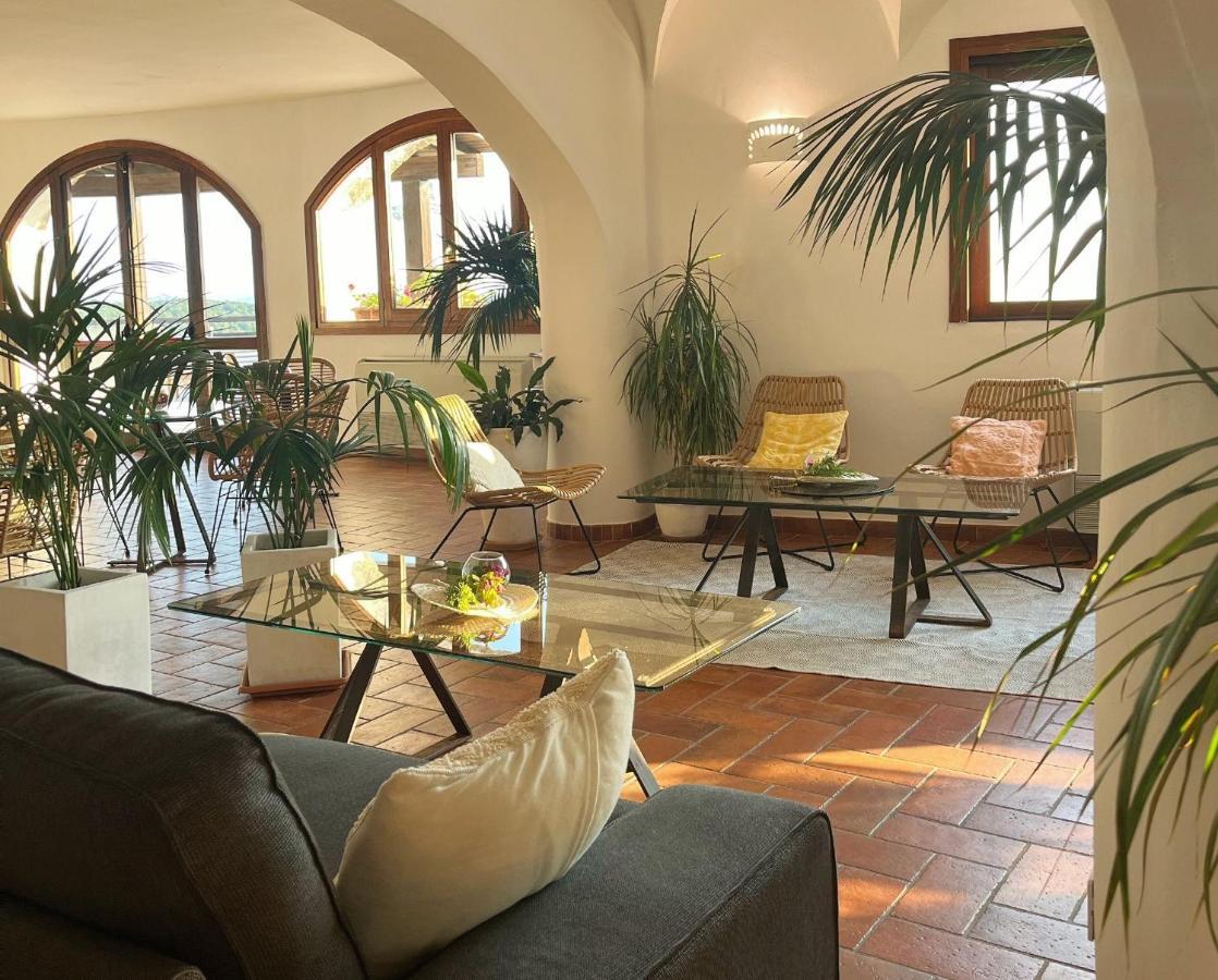 Hotel Pedra Santa Бая Сардиния Екстериор снимка