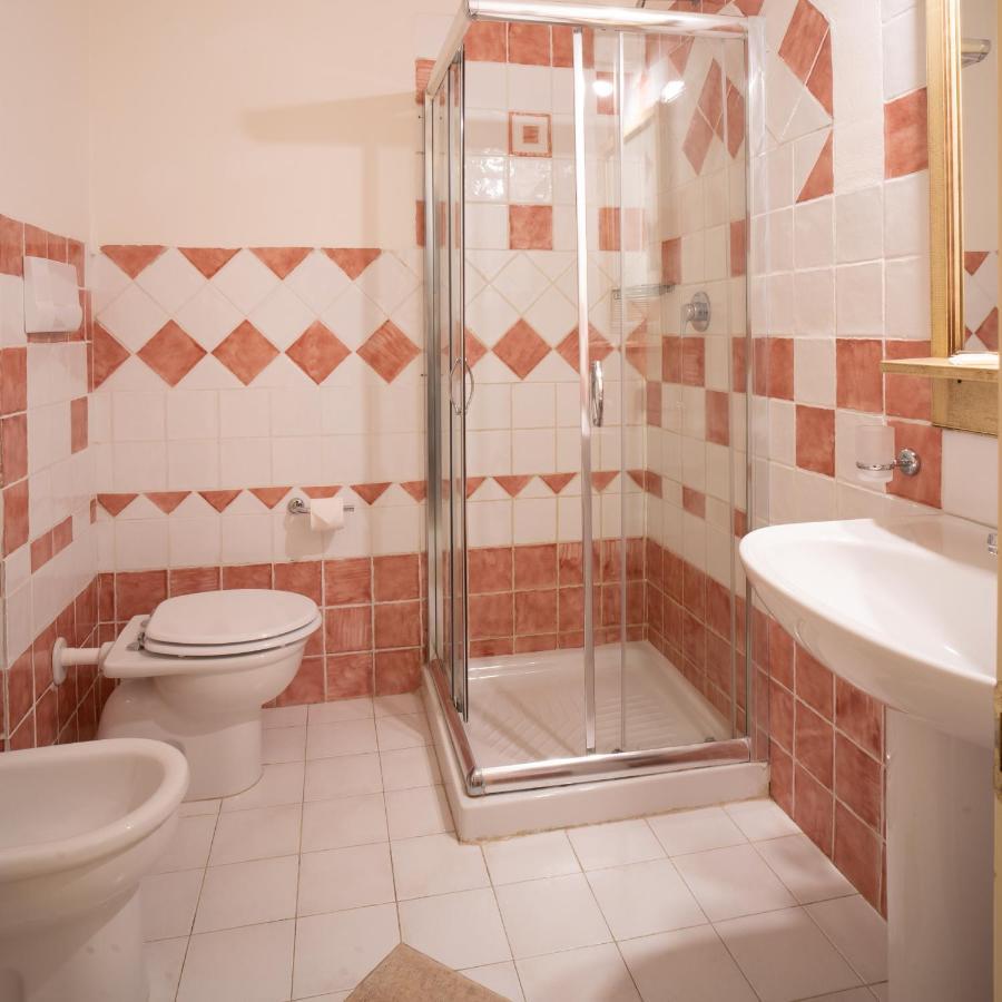 Hotel Pedra Santa Бая Сардиния Екстериор снимка