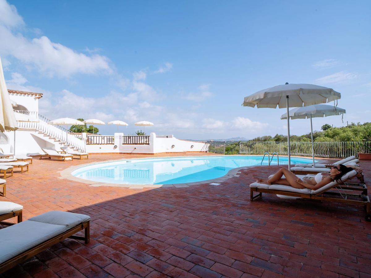 Hotel Pedra Santa Бая Сардиния Екстериор снимка